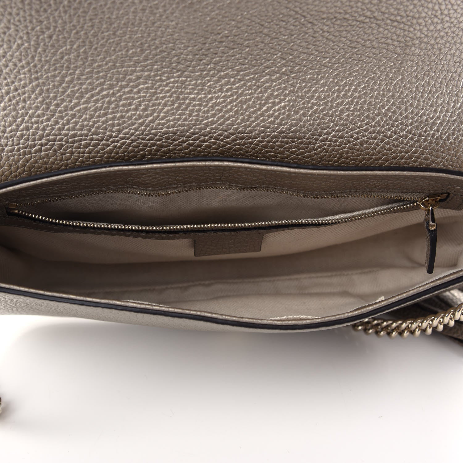 Gucci Metallic Pebbled Calfskin Medium Soho Flap Crossbody Golden Beige 4 of 8