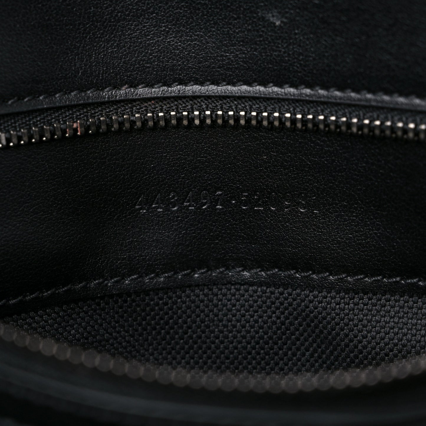 Calfskin Matelasse Monochrome Small GG Marmont Shoulder Bag Black