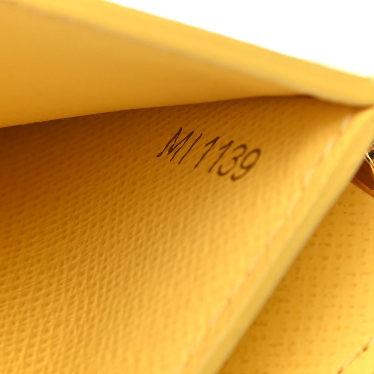 Damier Azur Zoe Wallet Jaune Pale