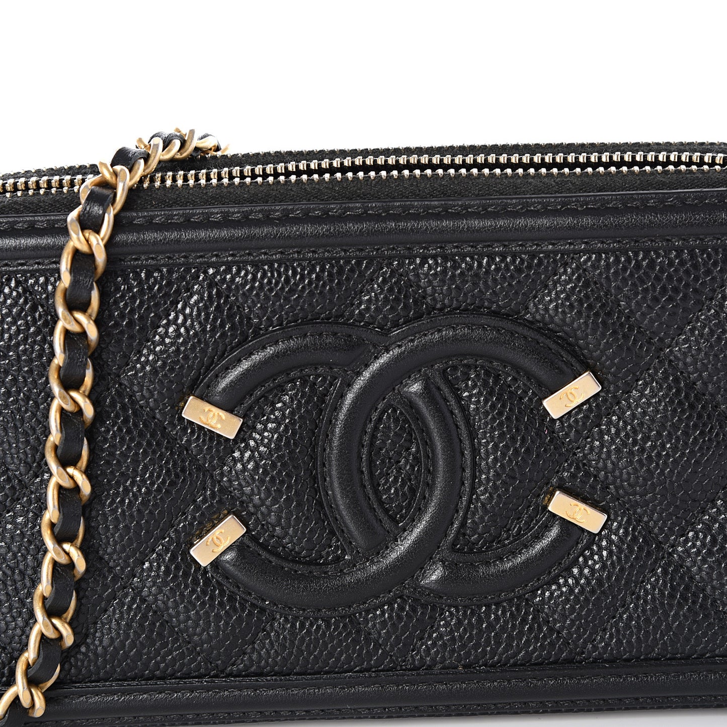 Caviar Quilted CC Filigree Clutch With Chain Black