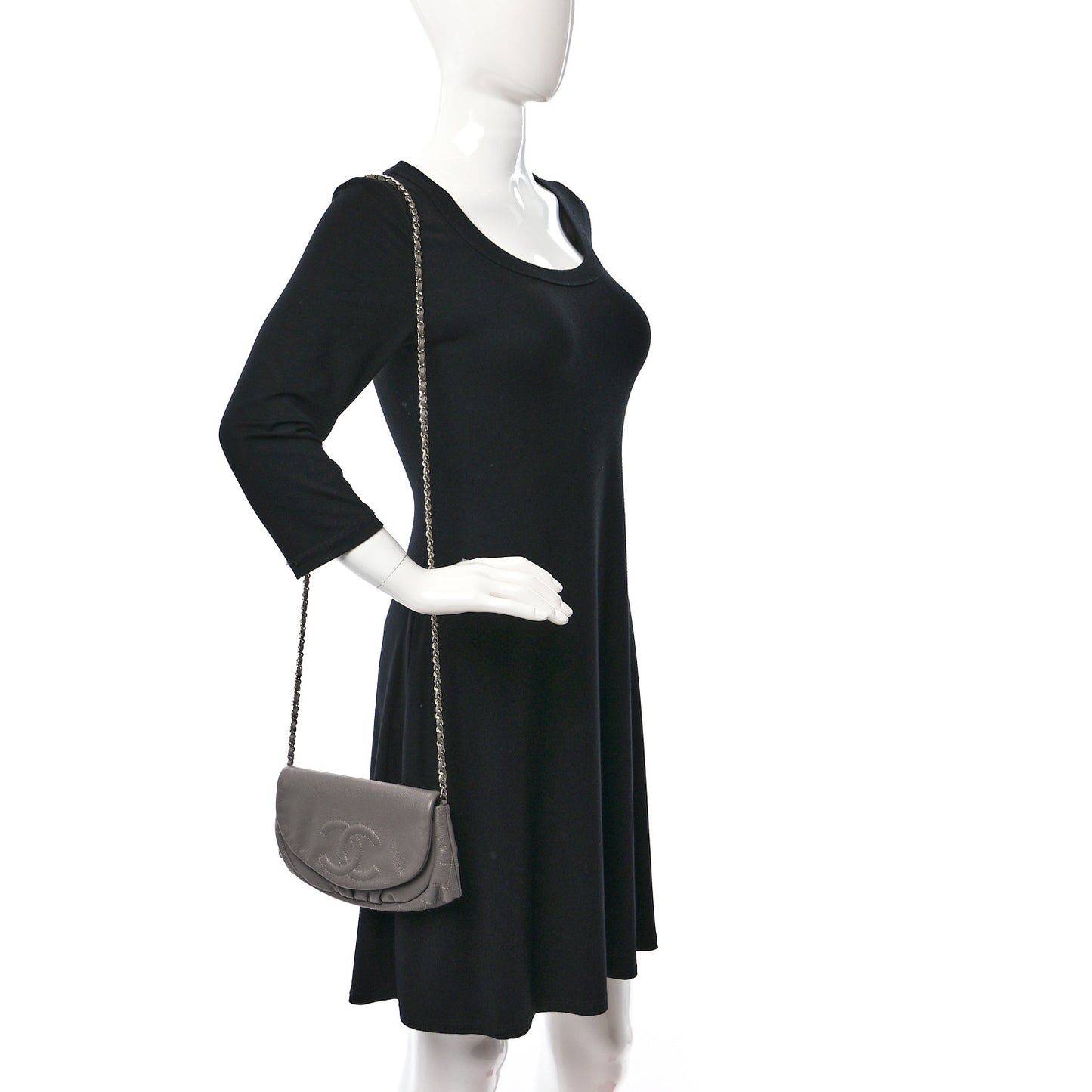 Caviar Half Moon Wallet On Chain WOC Light Grey