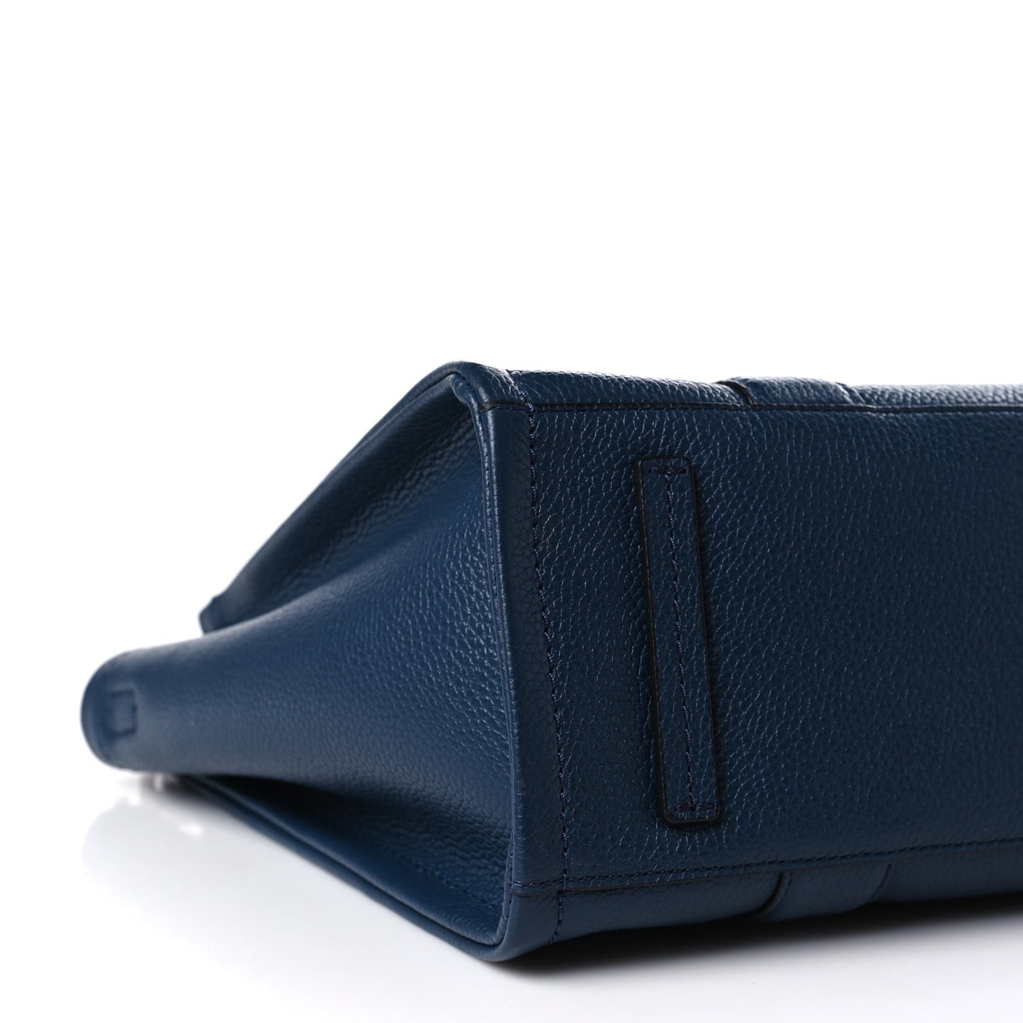 Grained Calfskin Medium The Tote Bag Blue Sea
