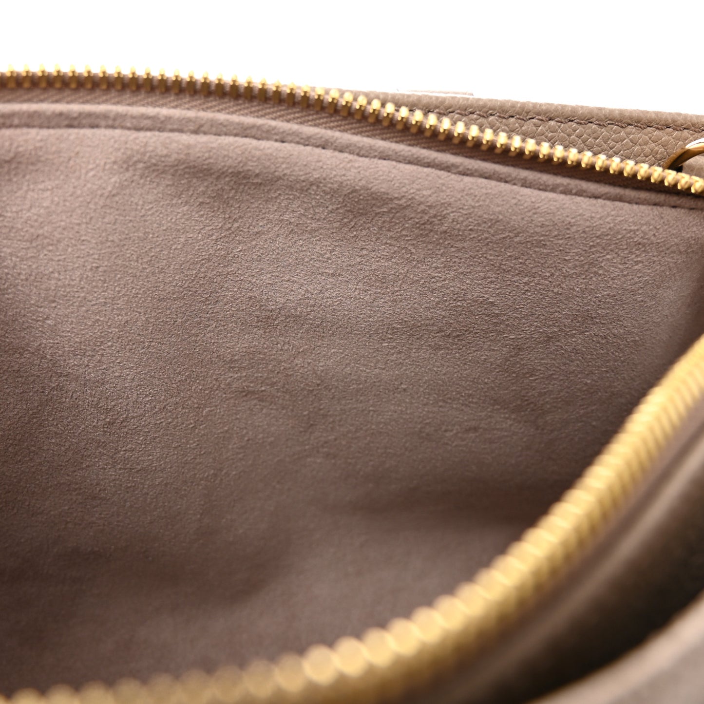 Empreinte OnTheGo East West Dove Cream