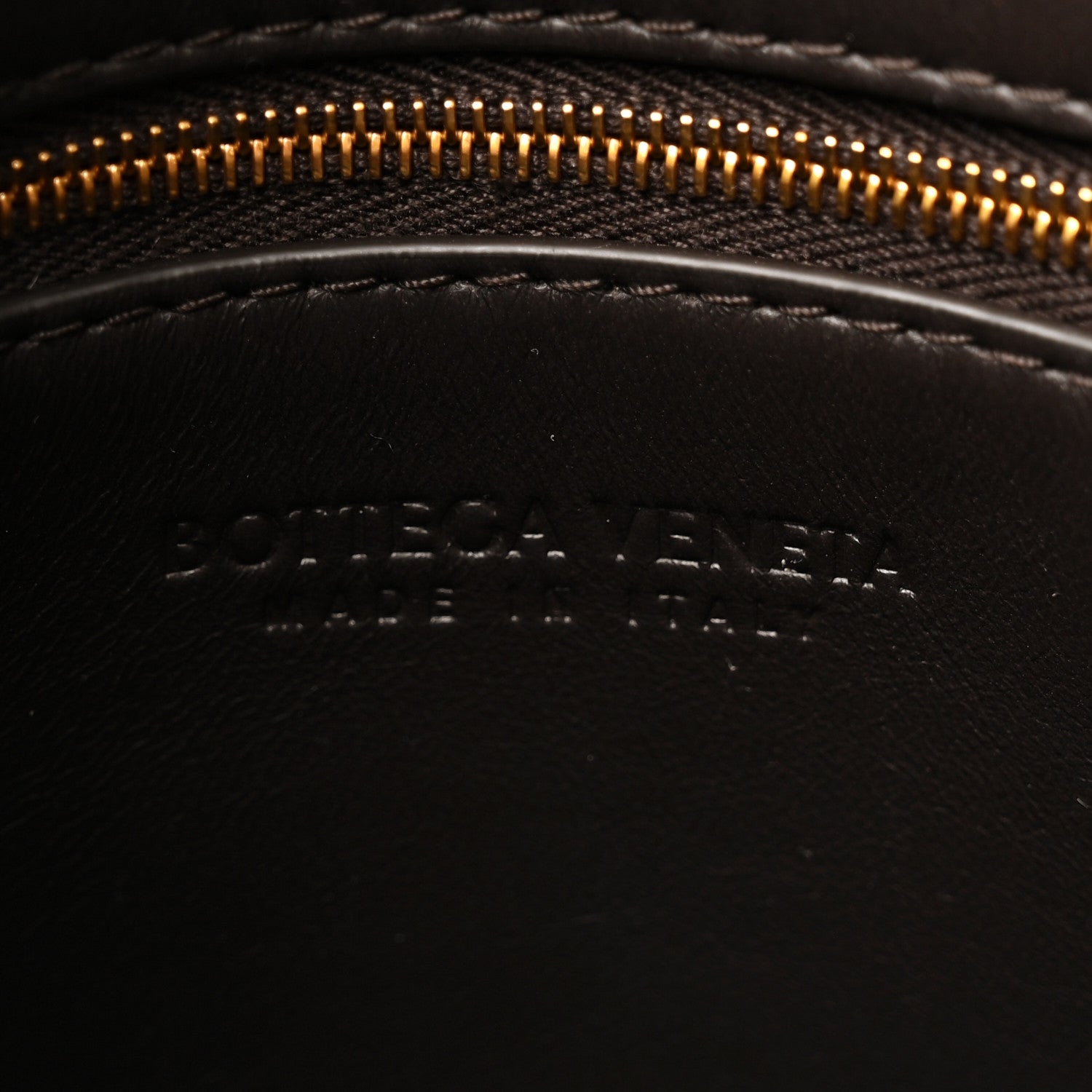 Bottega Veneta Nappa Intrecciato Small Andiamo Bucket Bag Fondant 7 of 10