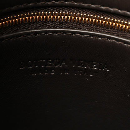 Bottega Veneta Nappa Intrecciato Small Andiamo Bucket Bag Fondant 7 of 10