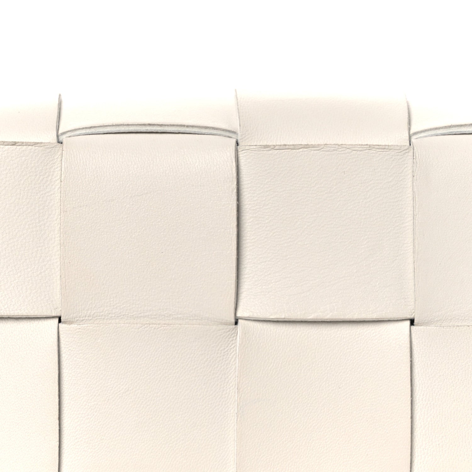 Bottega Veneta Nappa Maxi Intreccio The Belt Cassette Bag White 8 of 11