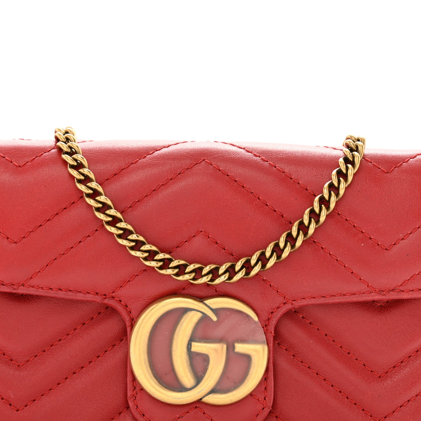 Calfskin Matelasse Super Mini GG Marmont Shoulder Bag Hibiscus Red
