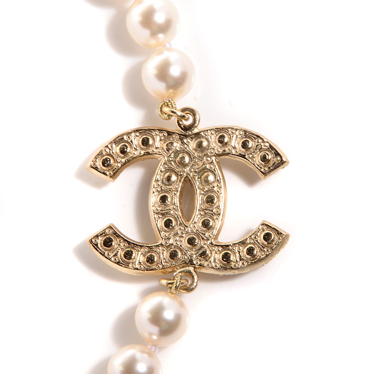 Chanel Pearl CC Short Necklace Gold 3 of 5