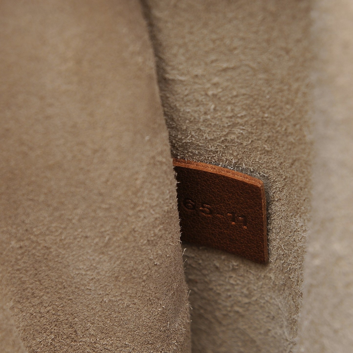 Suede Small Hayley Hobo Caramel