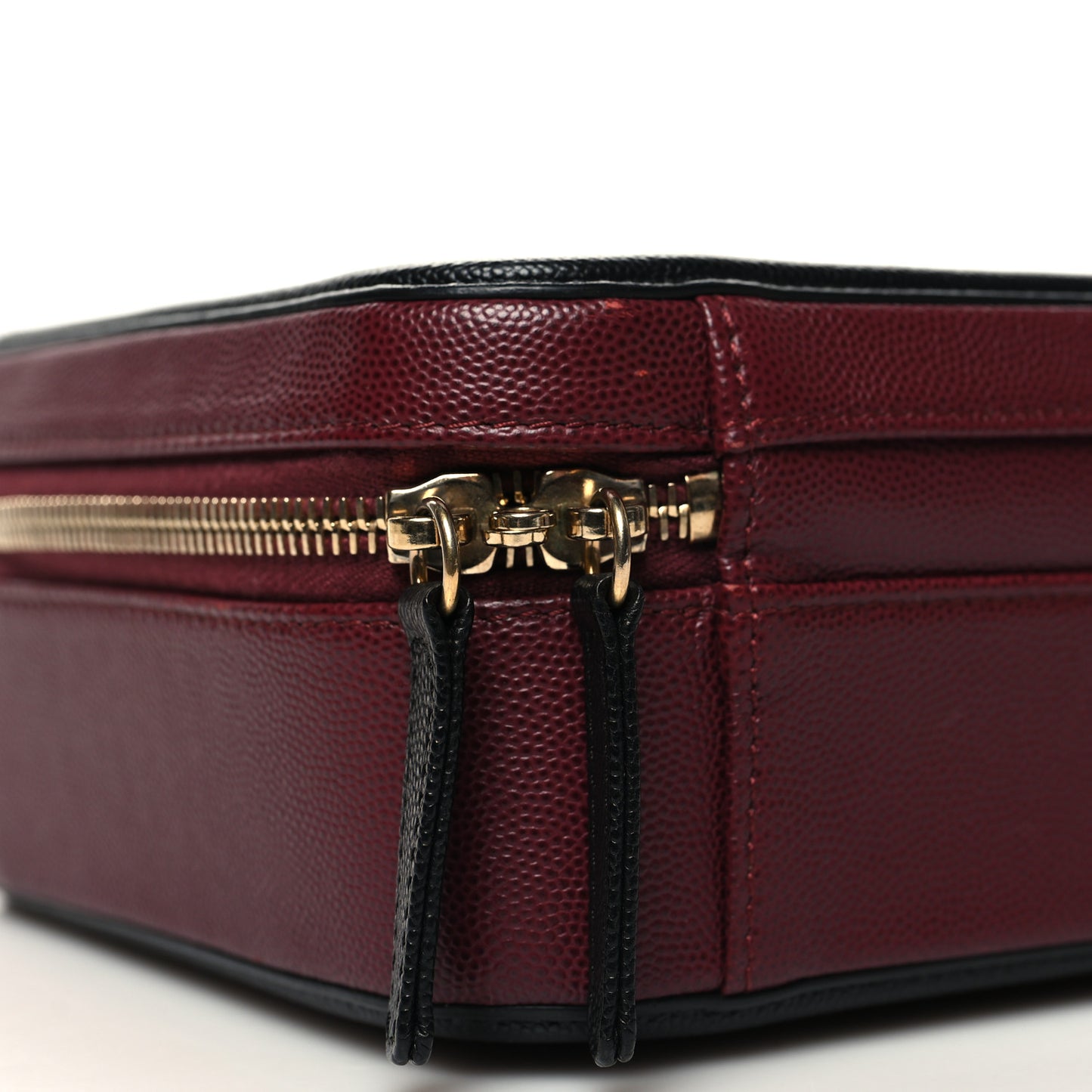 Caviar Quilted Medium CC Filigree Vanity Case Burgundy Black