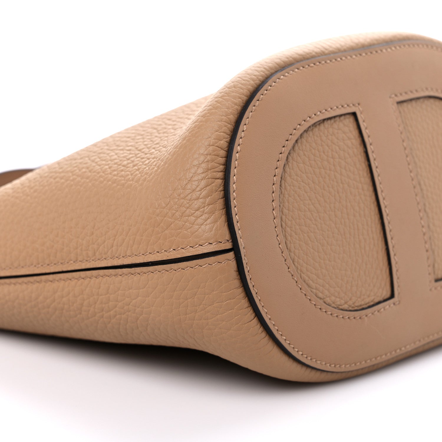 Hermes Taurillon Clemence Swift In-The-Loop 18 Bag Chai 7 of 8