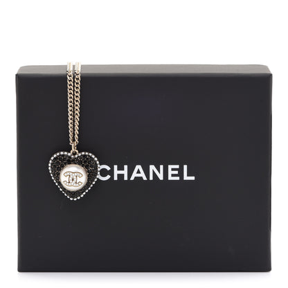 Chanel Pearl Crystal CC Heart Necklace Gold Pearly White Black 6 of 6