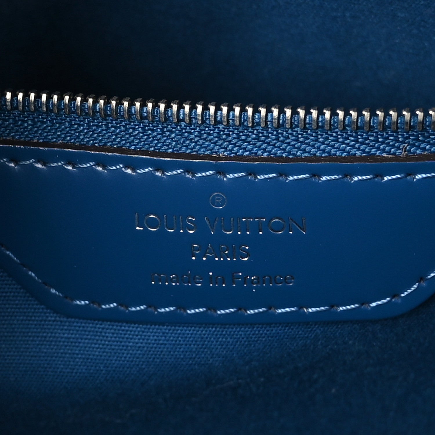 Louis Vuitton Epi Brea MM Saphir 6 of 10