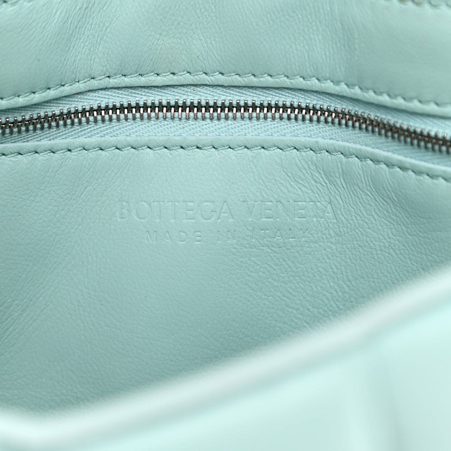 Lambskin Maxi Intreccio Padded Chain Cassette Crossbody Bag Spearmint