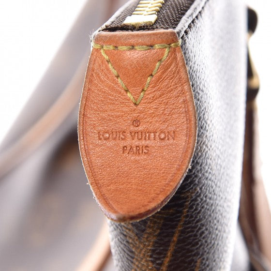 Louis Vuitton Monogram Totally MM 6 of 17