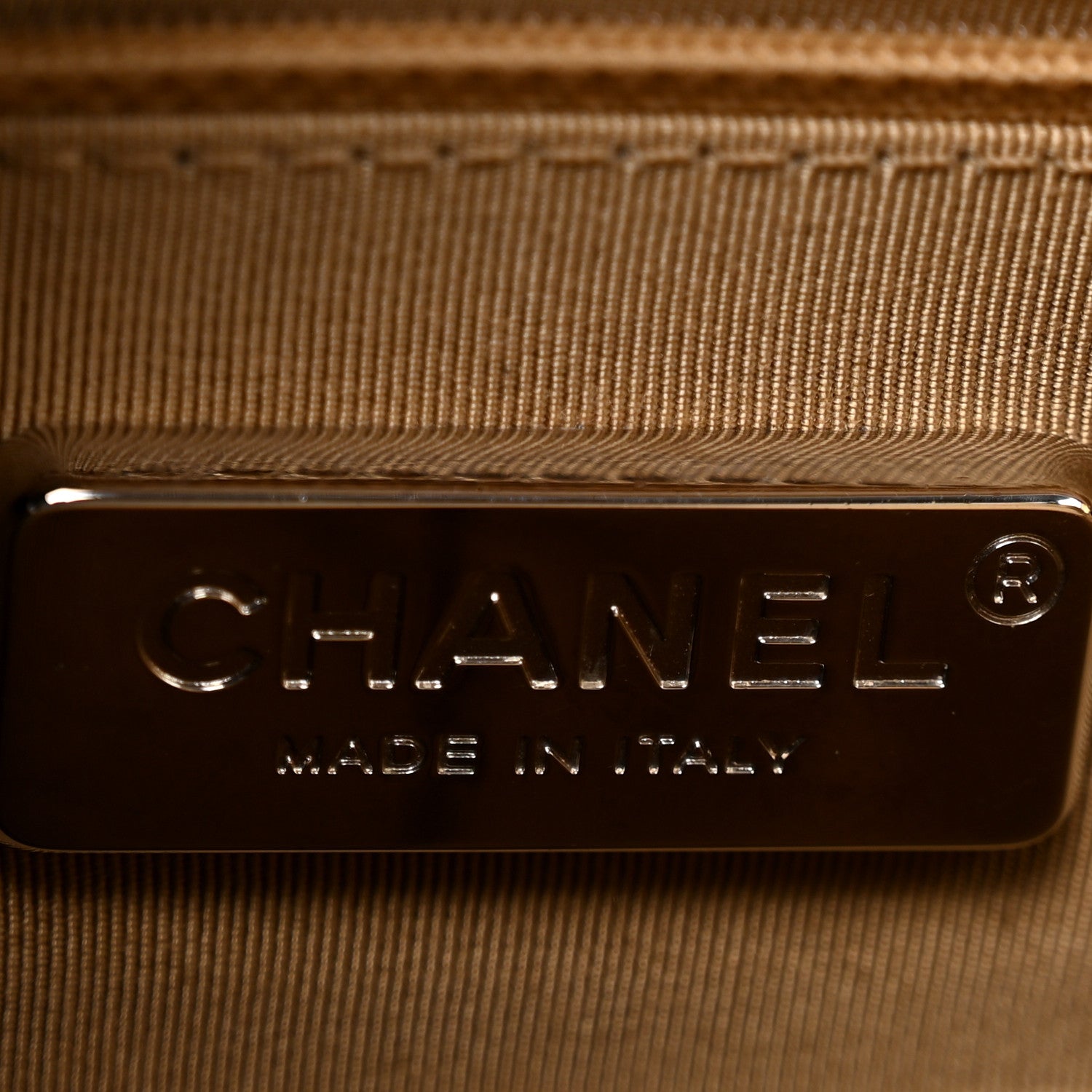 Chanel Metallic Calfskin Crocodile Embossed Medium Gabrielle Cocodile Hobo Gold 6 of 14