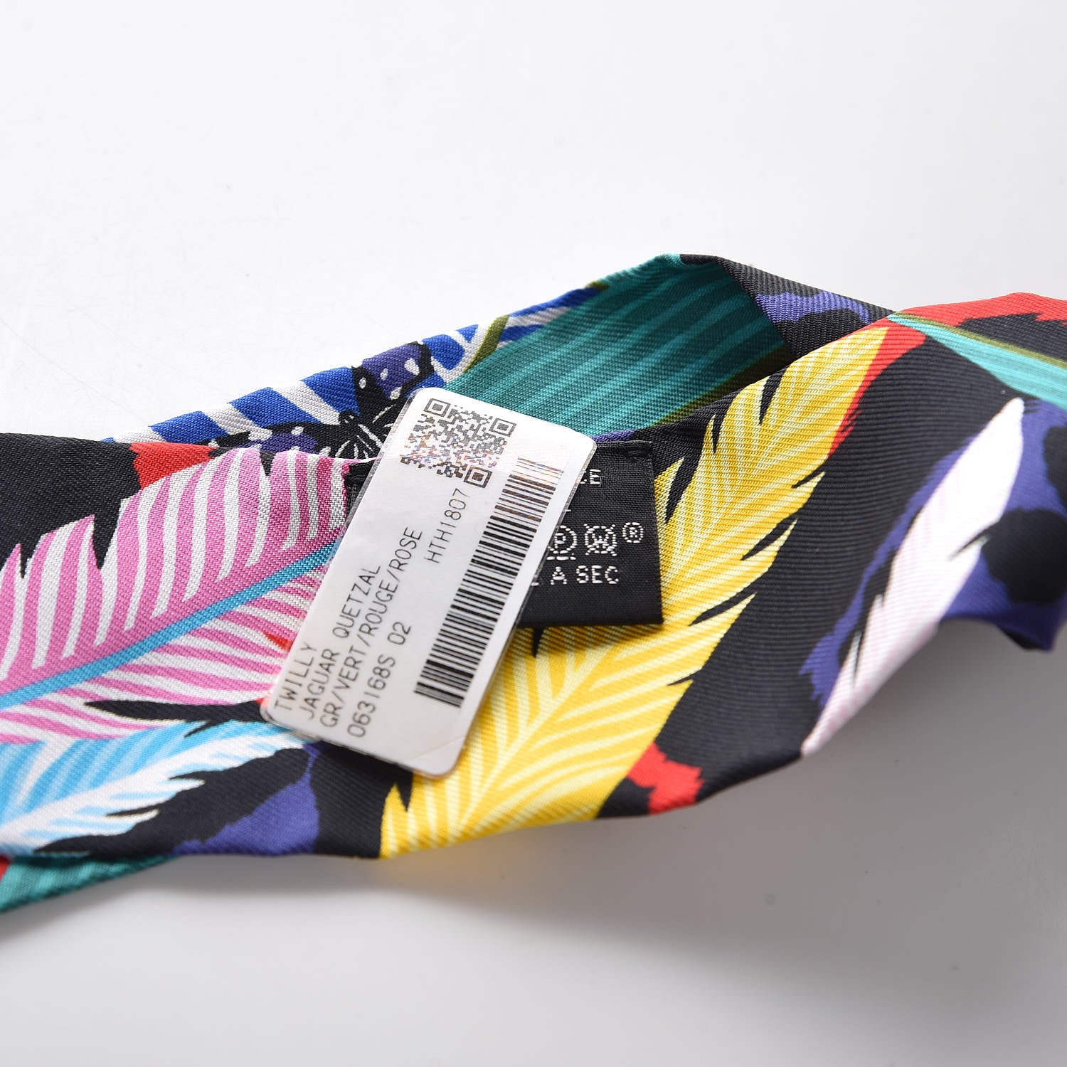 Hermes Silk Jaguar Quetzal Twilly Vert Rouge Rose 3 of 3