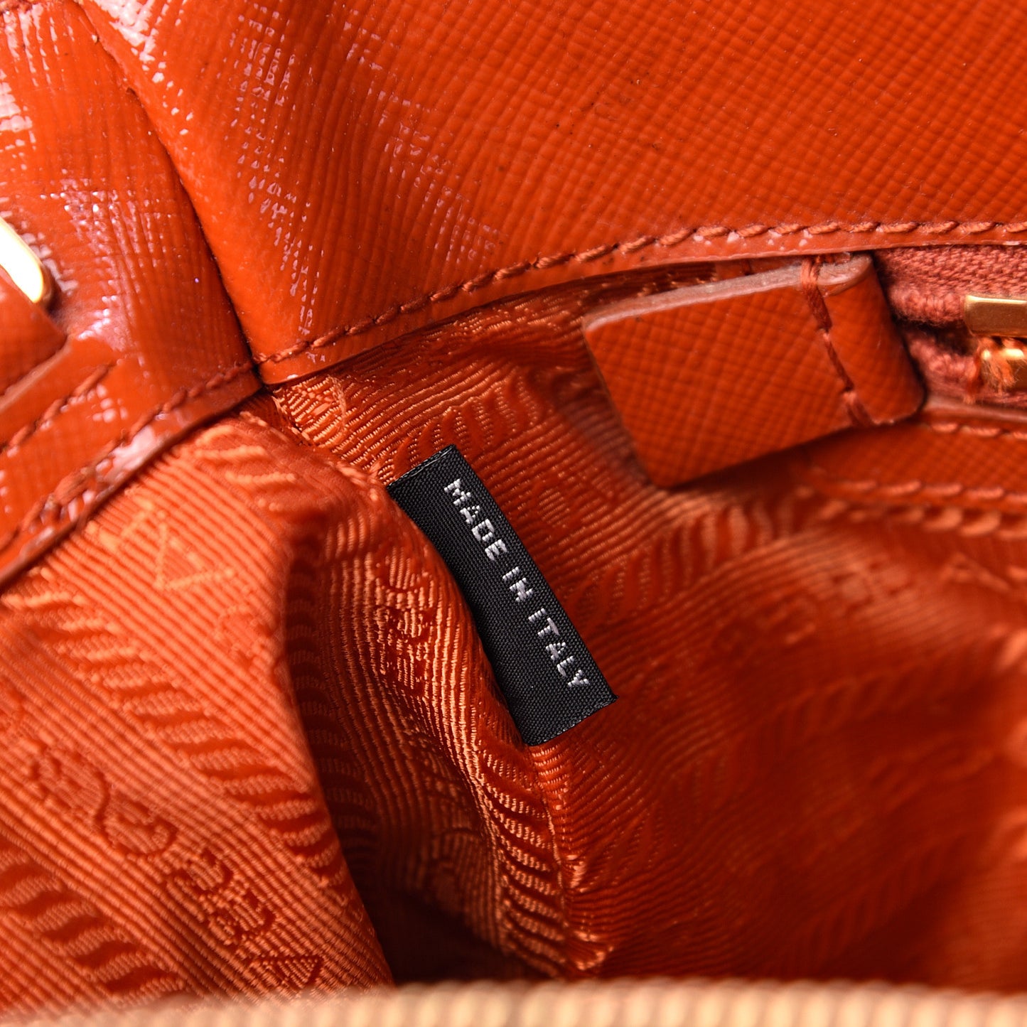 Saffiano Medium Galleria Double Zip Tote Papaya