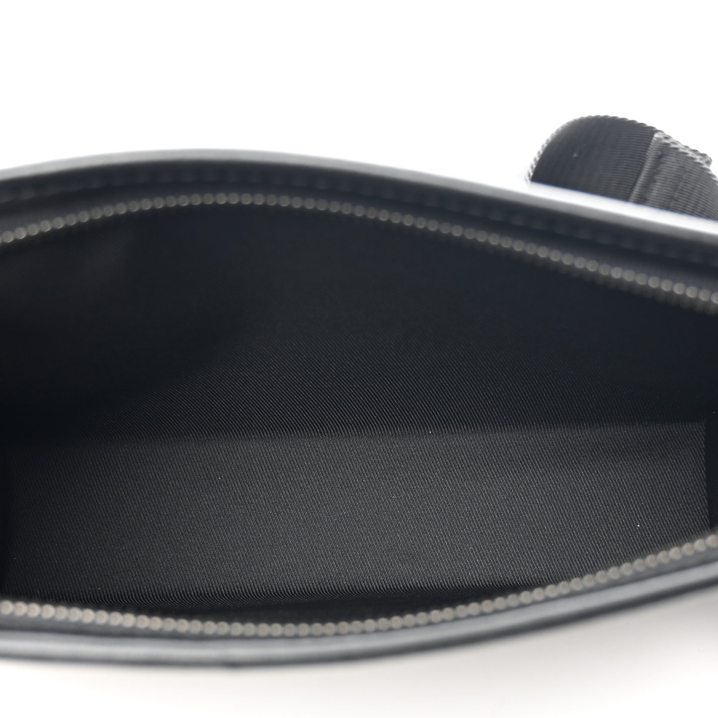 Reverse Monogram Eclipse Gaston Wearable Wallet