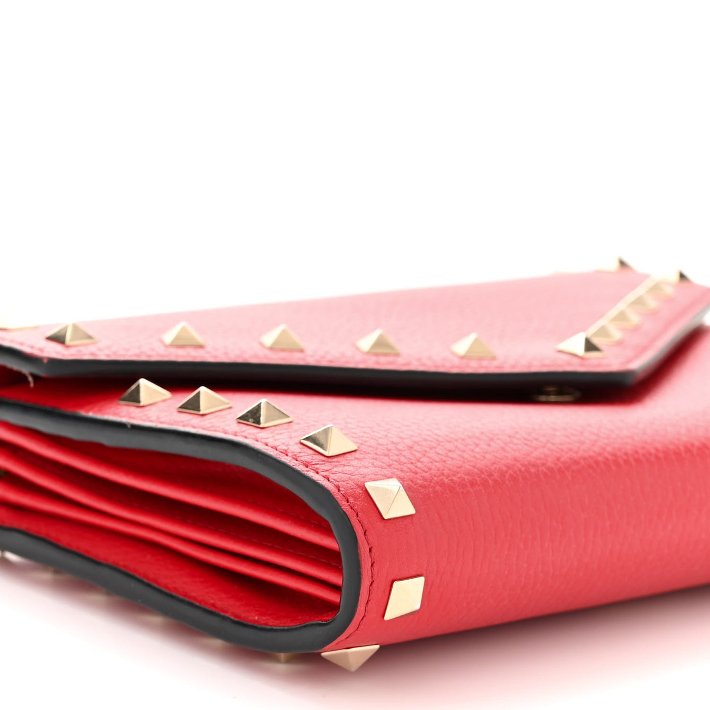 Pebbled Calfskin Rockstud Envelope Wallet on Chain Rosso Valentino