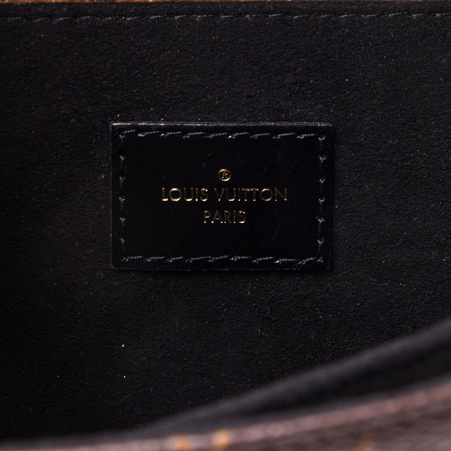 Reverse Monogram Pochette Metis