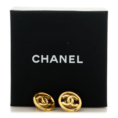 Chanel Metal CC Round Earrings Gold 5 of 5