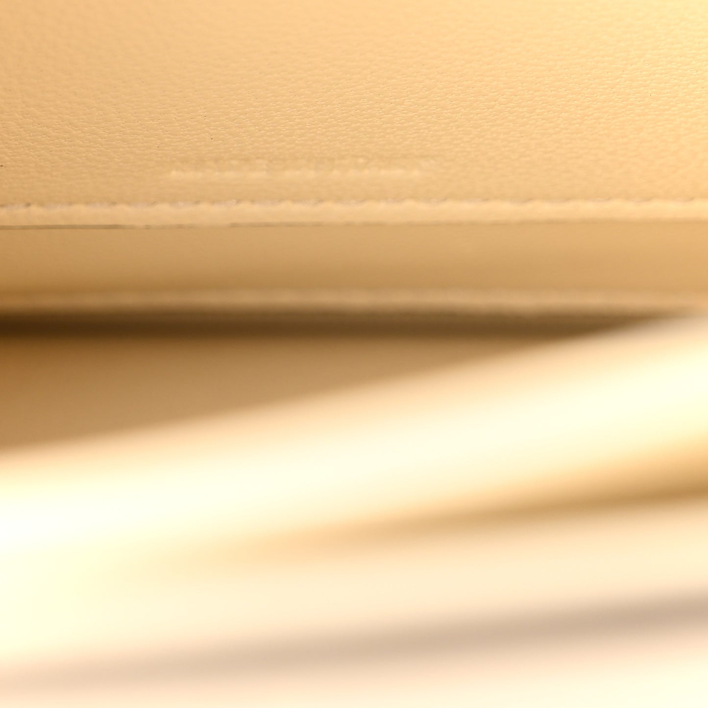 Shiny Calfskin Vain Shoulder Bag Butter
