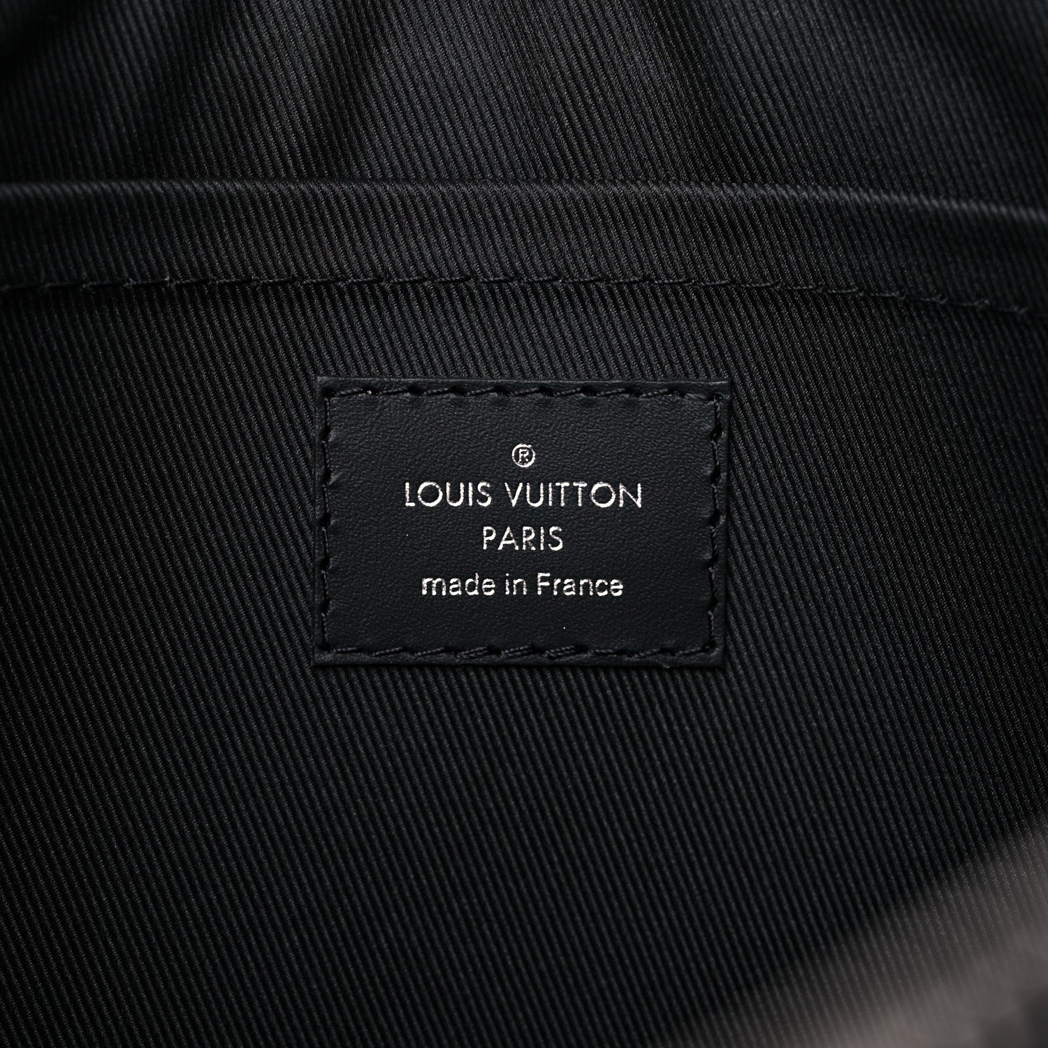 Louis Vuitton Monogram Discovery Pochette GM 6 of 9