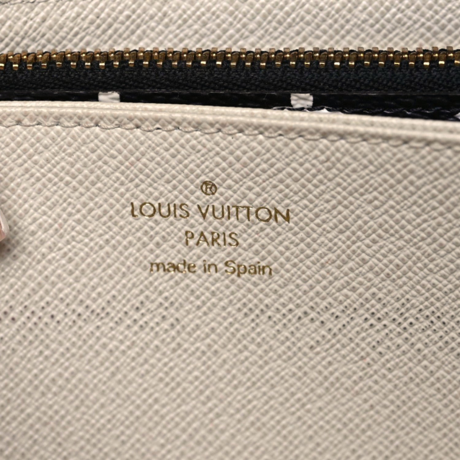 Louis Vuitton Monogram Giant Jungle Zippy Wallet Ivory 15 of 17