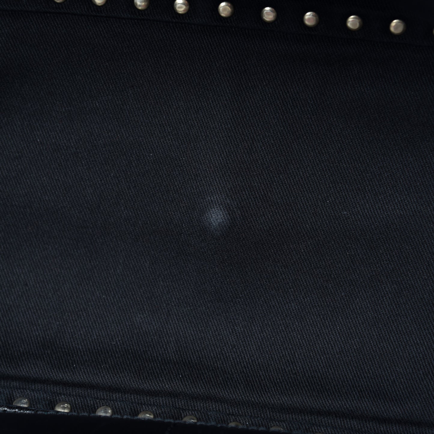 Textured Calfskin Medium Rockstud Tote Black