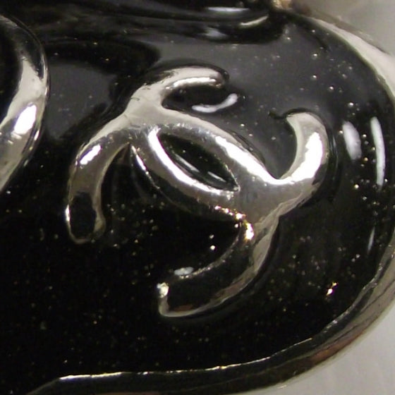 Camellia Broach Pin Black