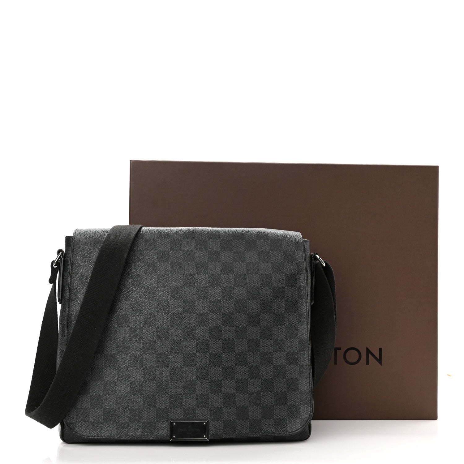 Louis Vuitton Damier Graphite District MM 10 of 10