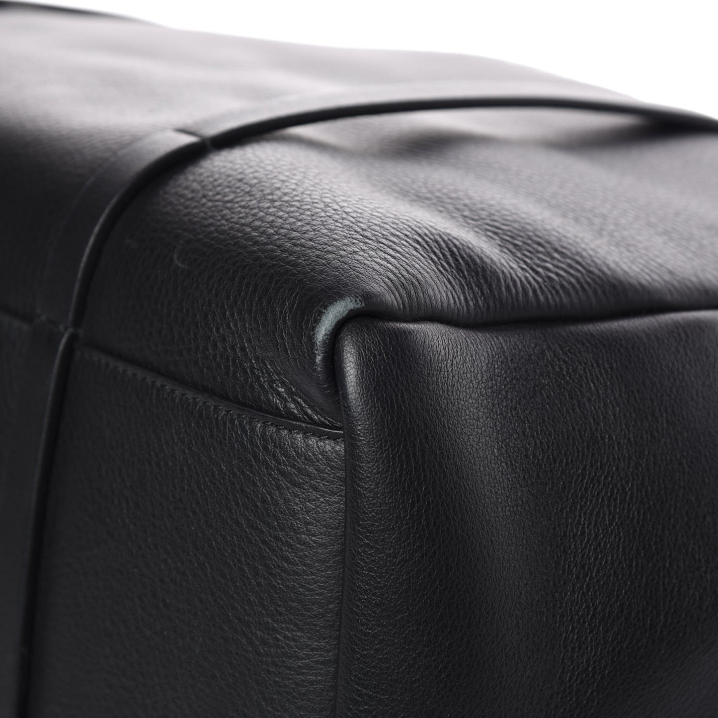 Pebbled Calfskin Medium Everyday Tote Black