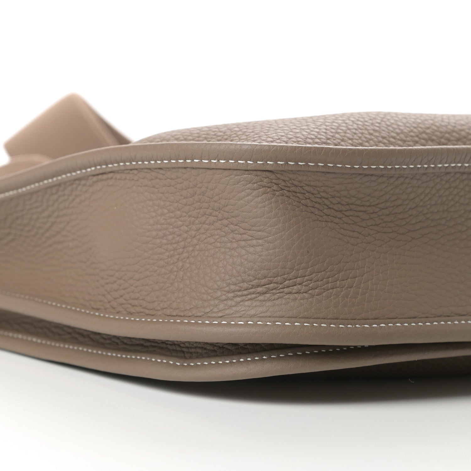 Hermes Taurillon Clemence Evelyne III PM Etoupe 9 of 11
