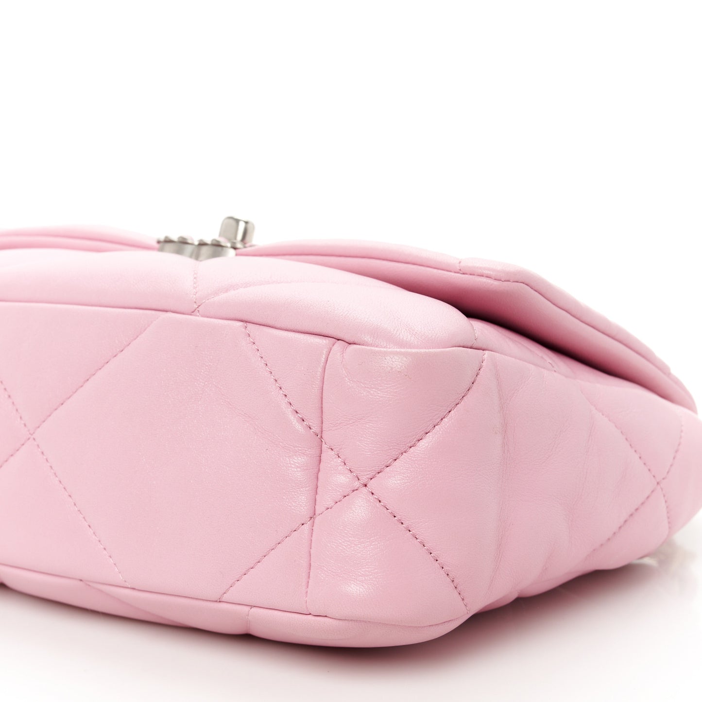 Lambskin Quilted Medium Chanel 19 Flap Pink