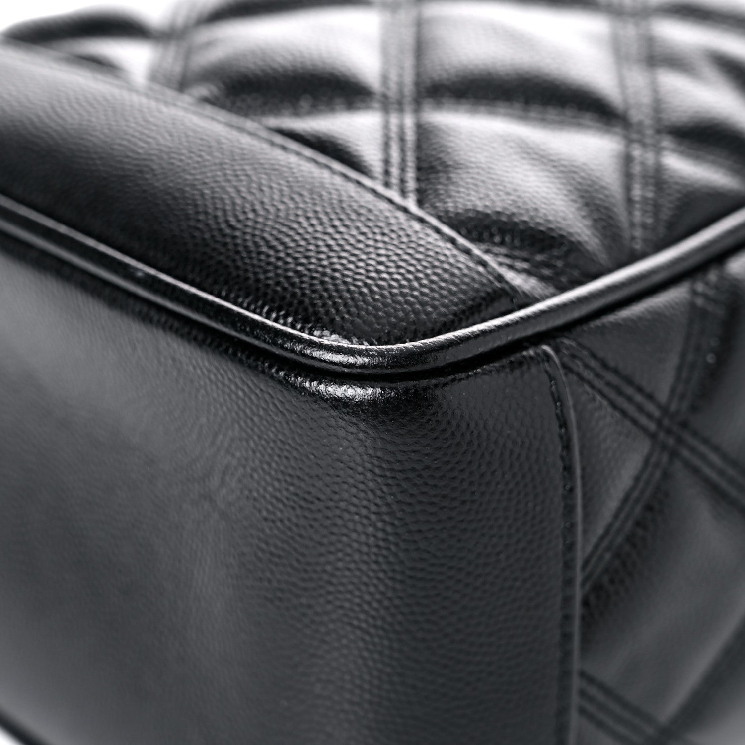 Saint Laurent Grain de Poudre Quilted 80's Vanity Bag Black 6 of 16