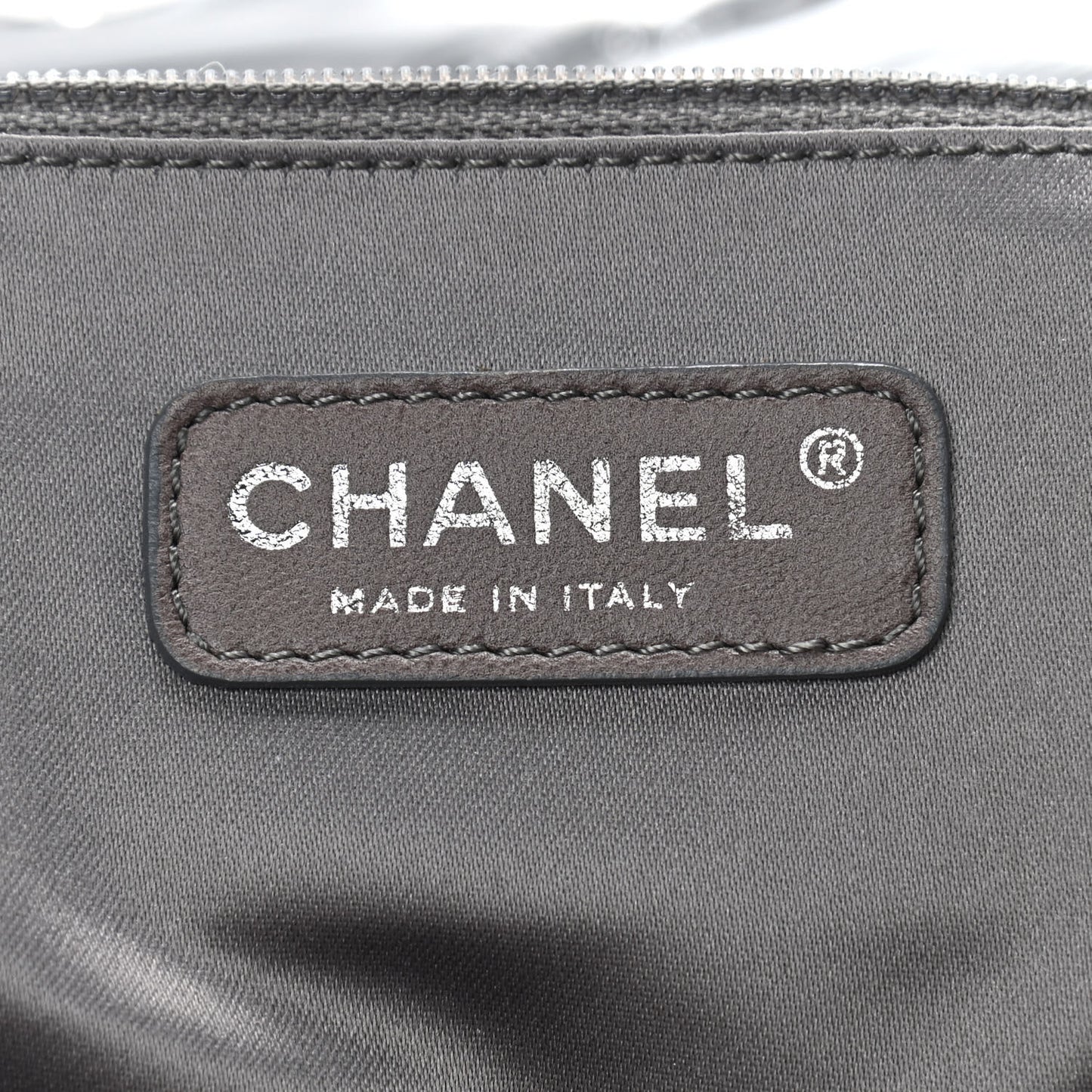 Vinyl Graphic Edge Flap Black