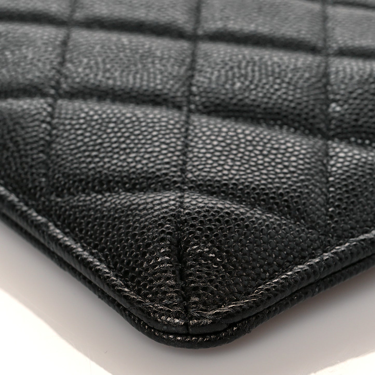 Caviar Quilted Classic iPhone Pouch Black
