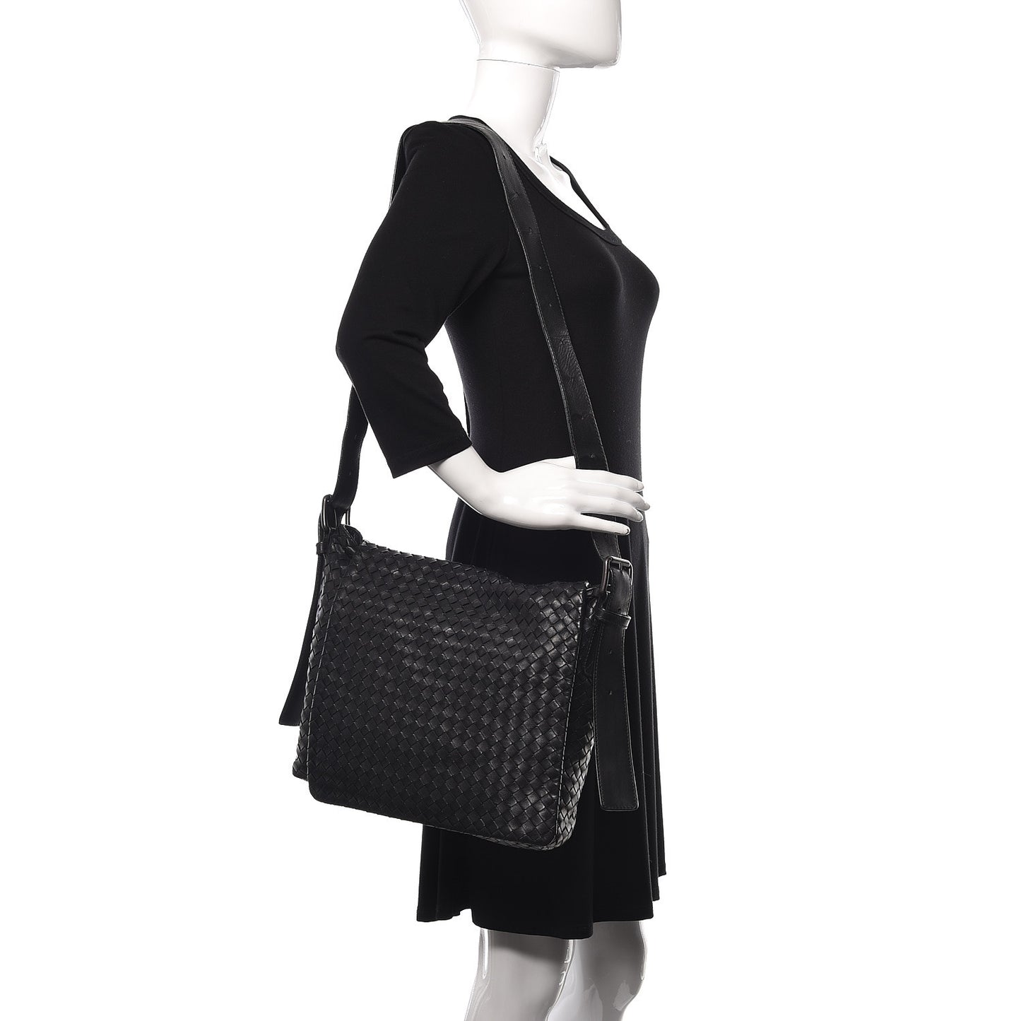 Light Calf Intrecciato Crossbody Messenger Bag Black