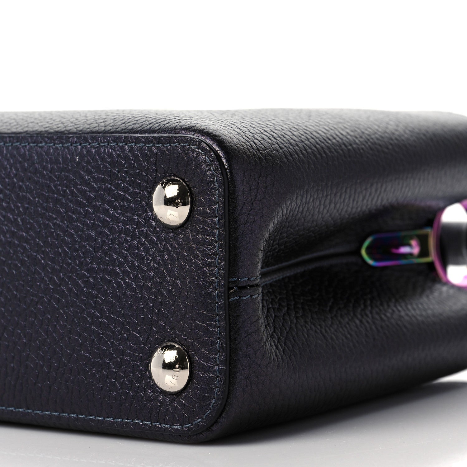 Louis Vuitton Taurillon Capucines BB Scarabeo Iridescent Black 8 of 8