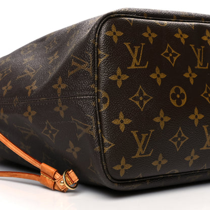 Louis Vuitton Monogram Neverfull MM 9 of 13