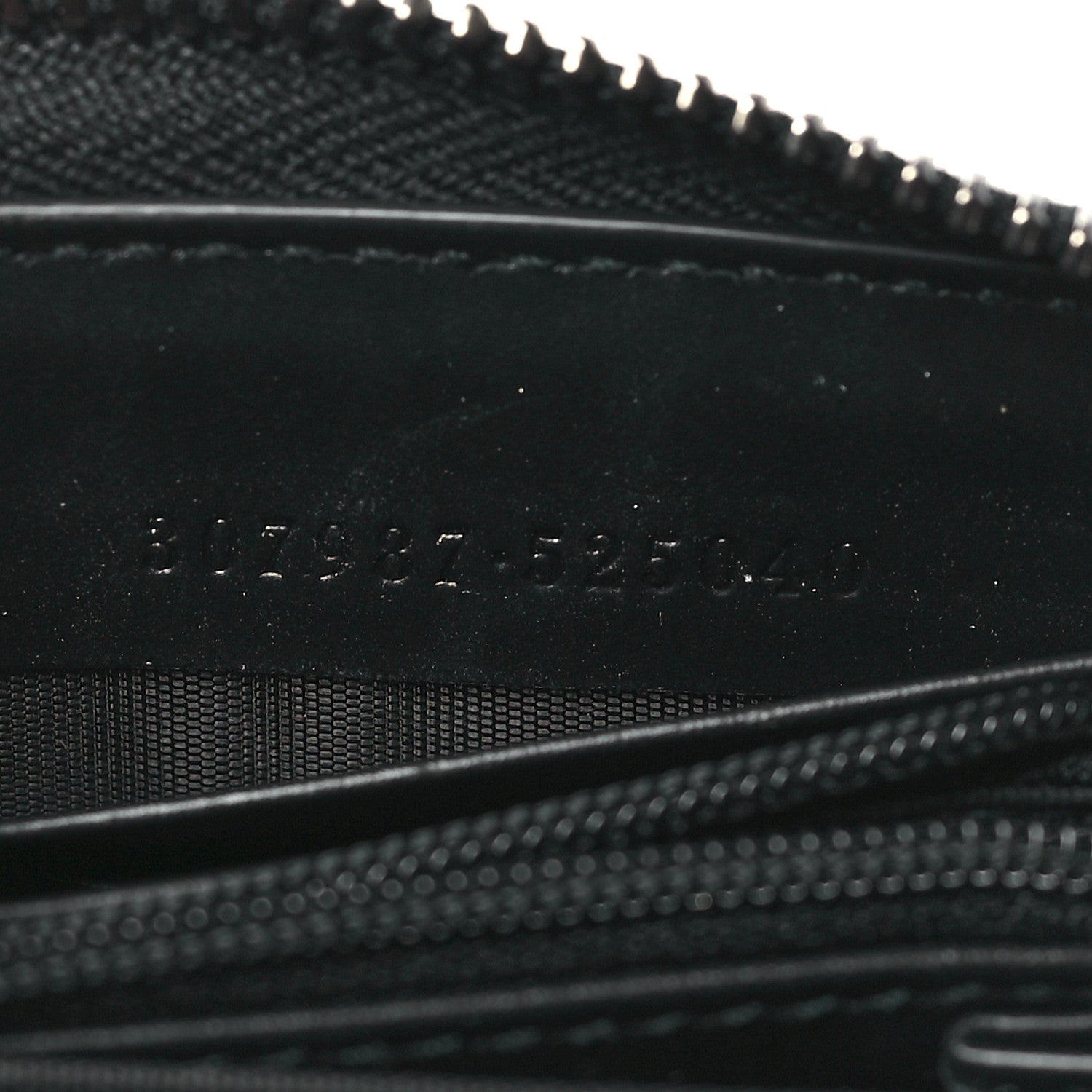 Gucci Guccissima Signature Zip Around Wallet Black 7 of 8