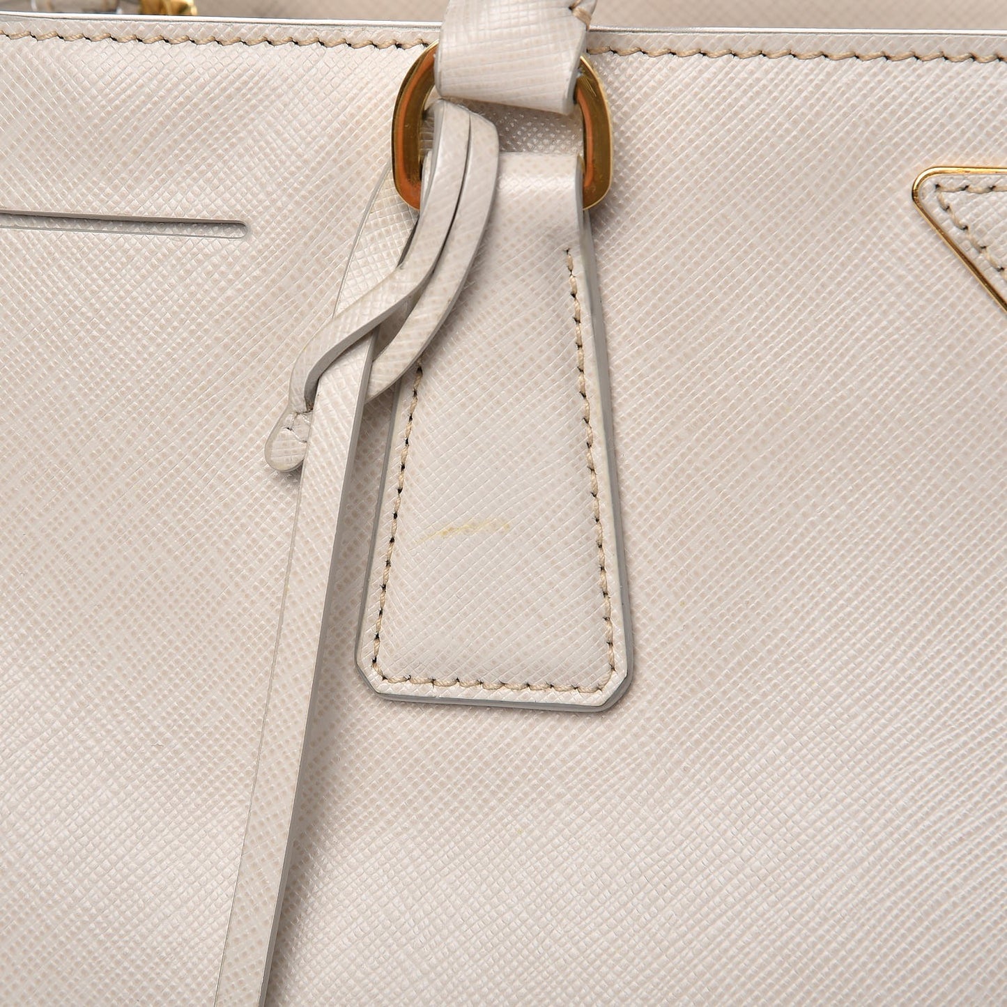 Saffiano Lux Medium Tote Talco