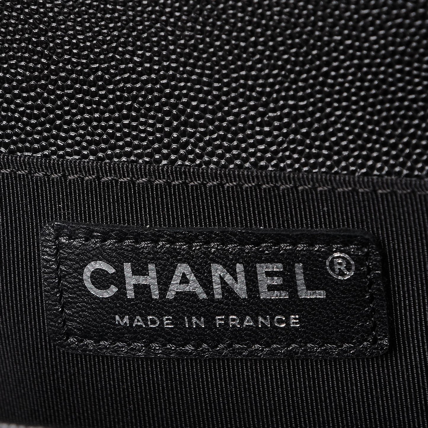Caviar Quilted Medium Boy Flap Black