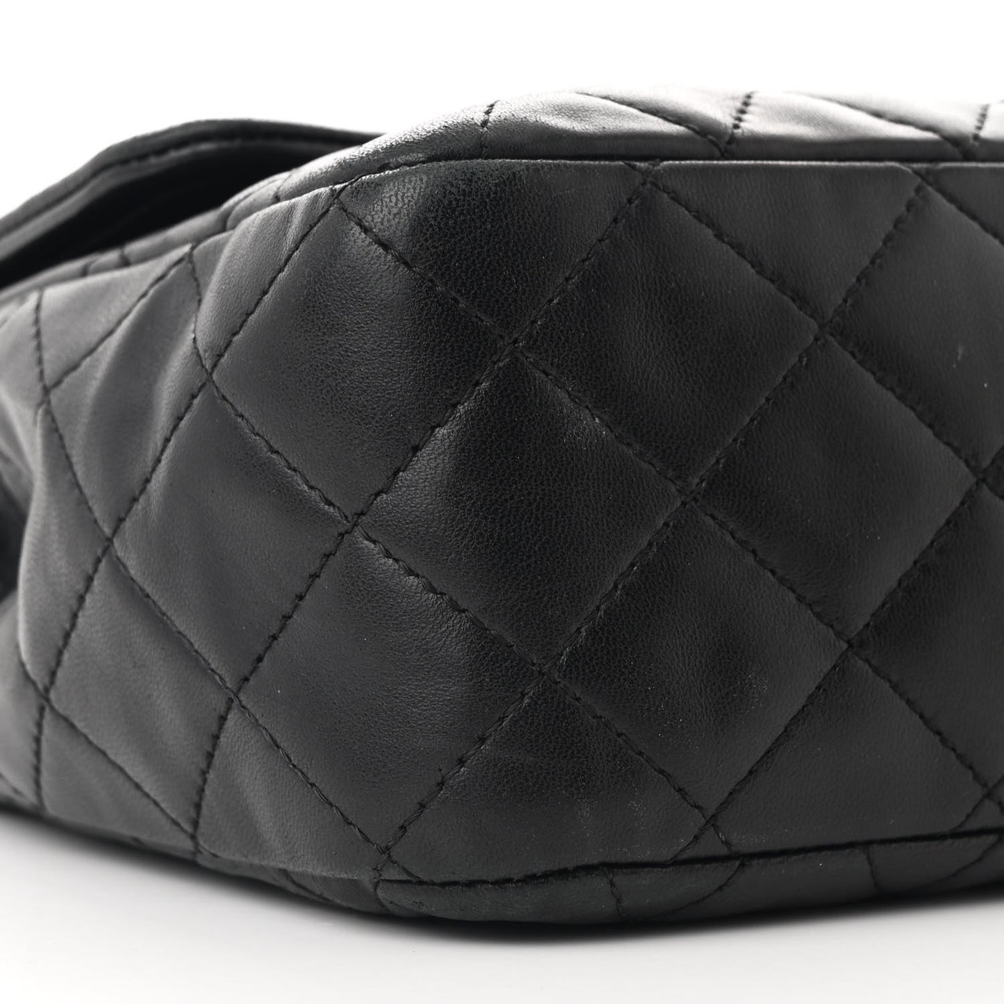 Lambskin Quilted Elementary Chic Flap Black