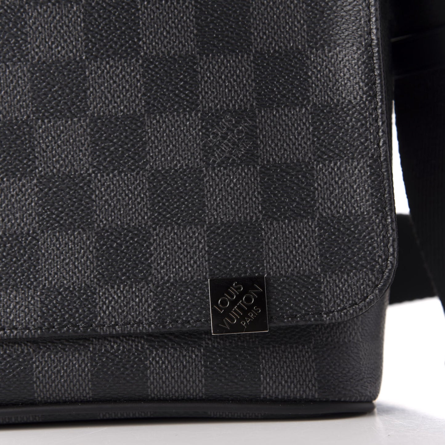 Damier Graphite District PM