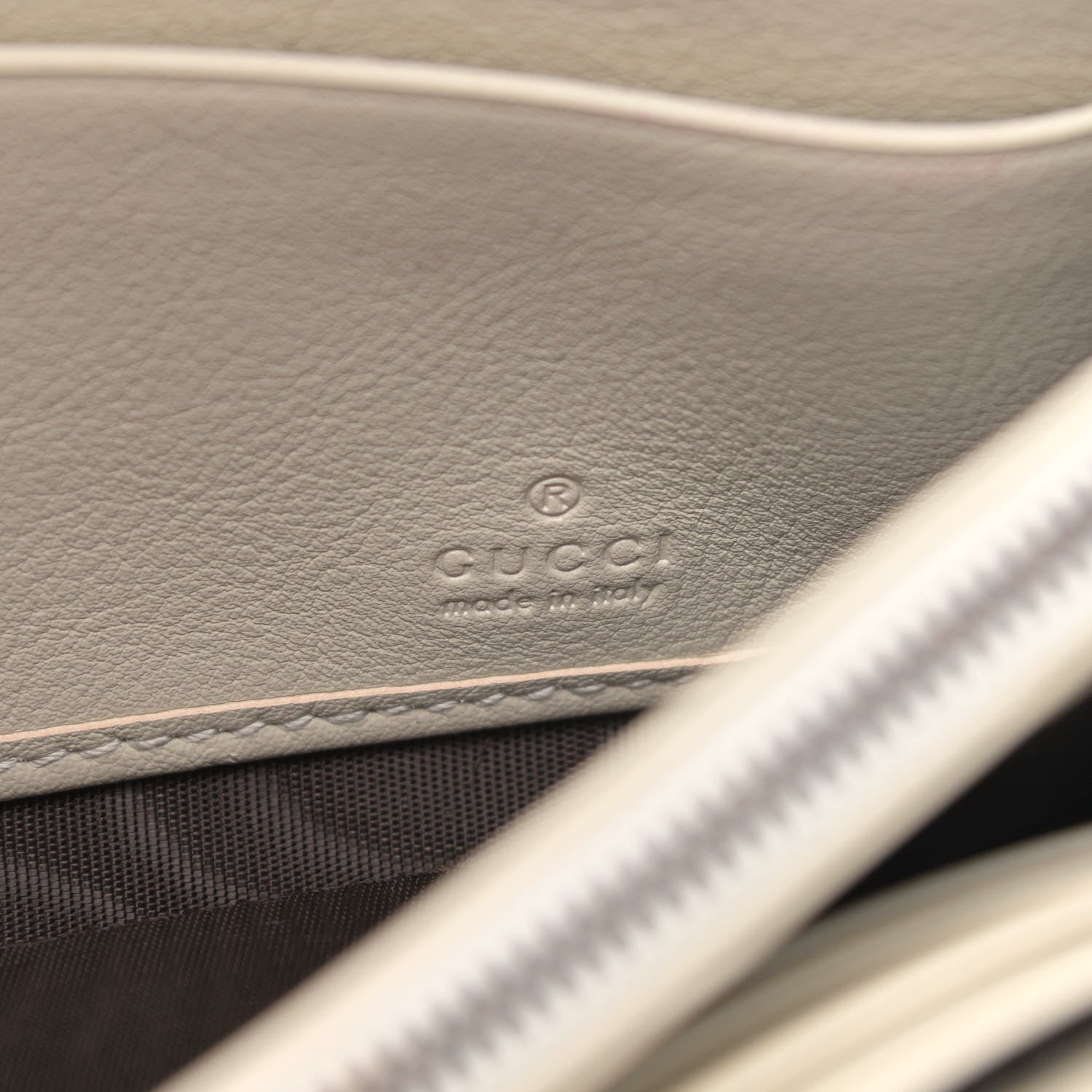 Gucci Wonka Grain Calfskin Diana Chain Wallet Mystic White 6 of 12