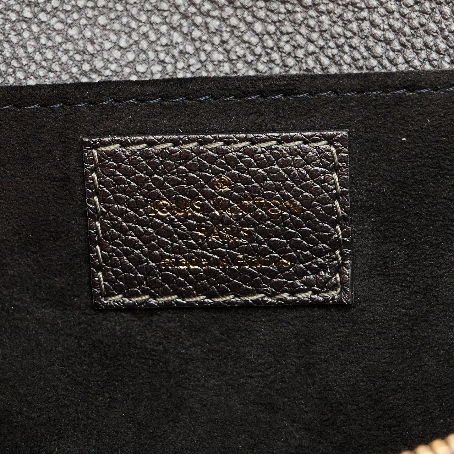 Shimmery Empreinte LV Ski Pochette Metis East West Gun Metal