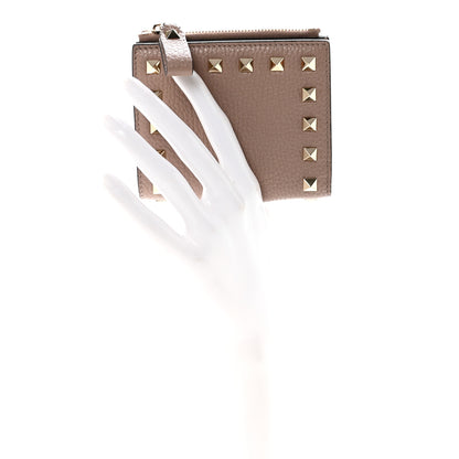 Valentino Garavani Grainy Calfskin Rockstud Coin Purse Card Holder Poudre 2 of 7