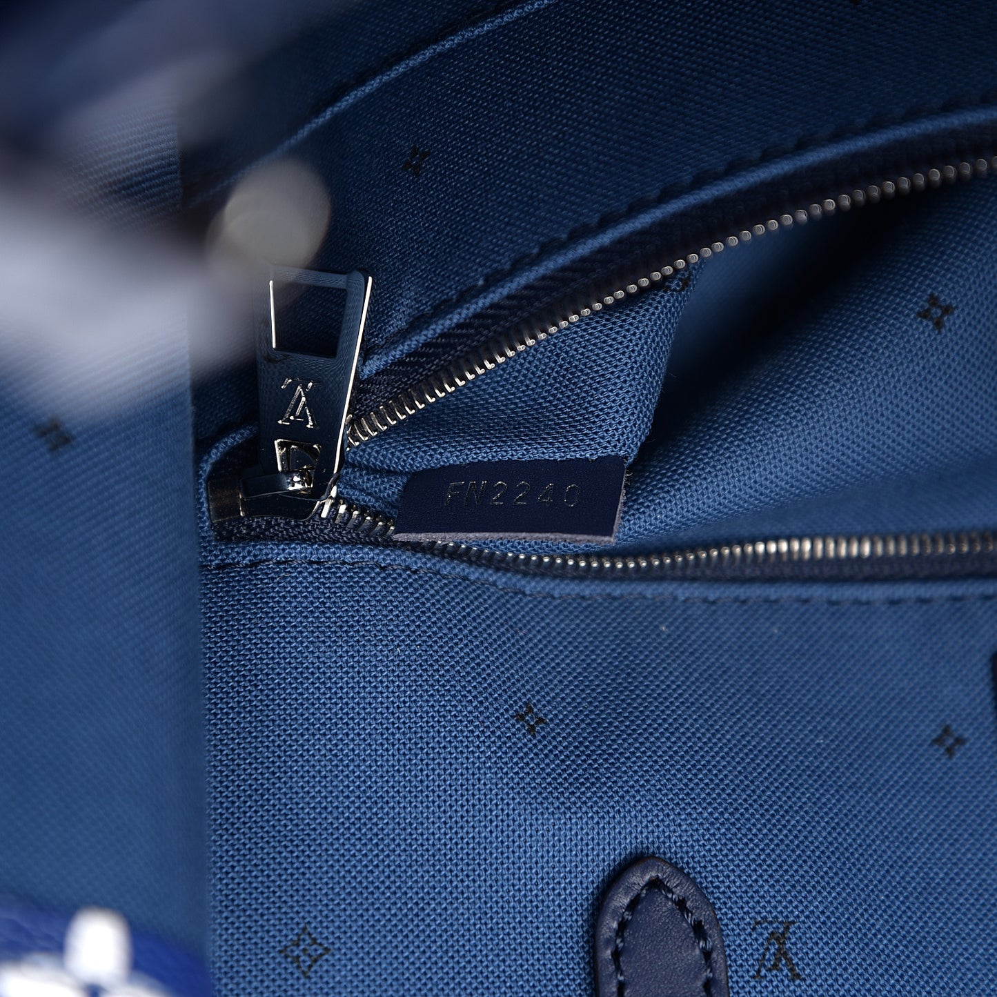 Monogram Escale Onthego GM Blue